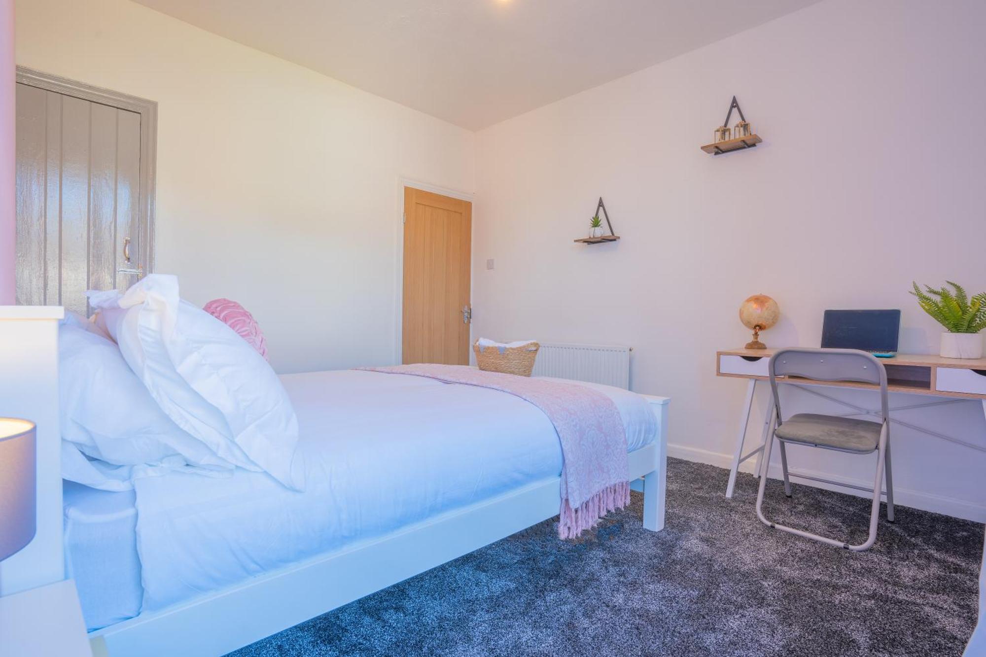 Stayzed E - Ng7 Free Wifi, Parking, Stylish House Near City Centre - Great For Tourists, Families, Contractors & Long Stays Нотингам Екстериор снимка