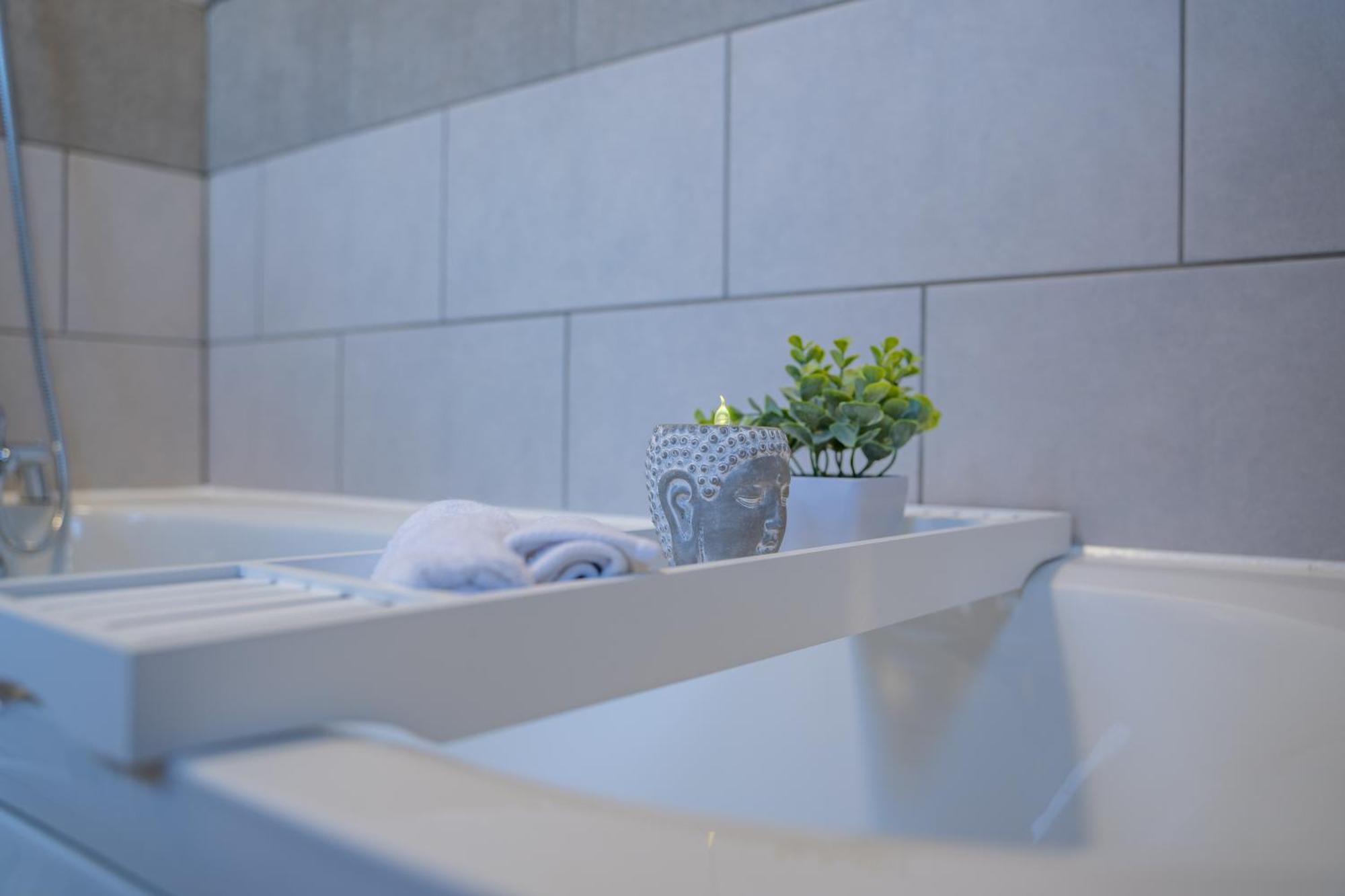 Stayzed E - Ng7 Free Wifi, Parking, Stylish House Near City Centre - Great For Tourists, Families, Contractors & Long Stays Нотингам Екстериор снимка